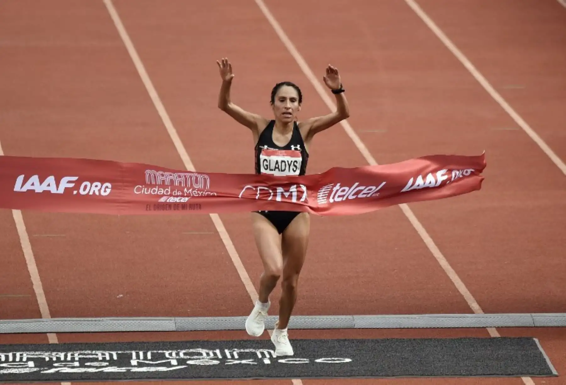 Gladys Tejeda no para en su intento de triunfar en Lima 2019 y Tokio 2020