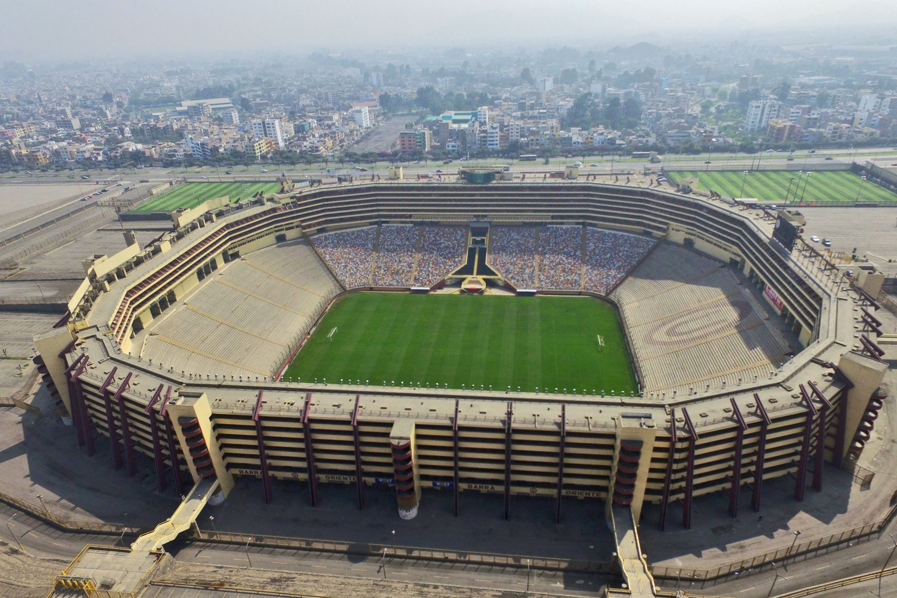 El Estadio Monumental Listo Para El Decisivo Perú Bolivia