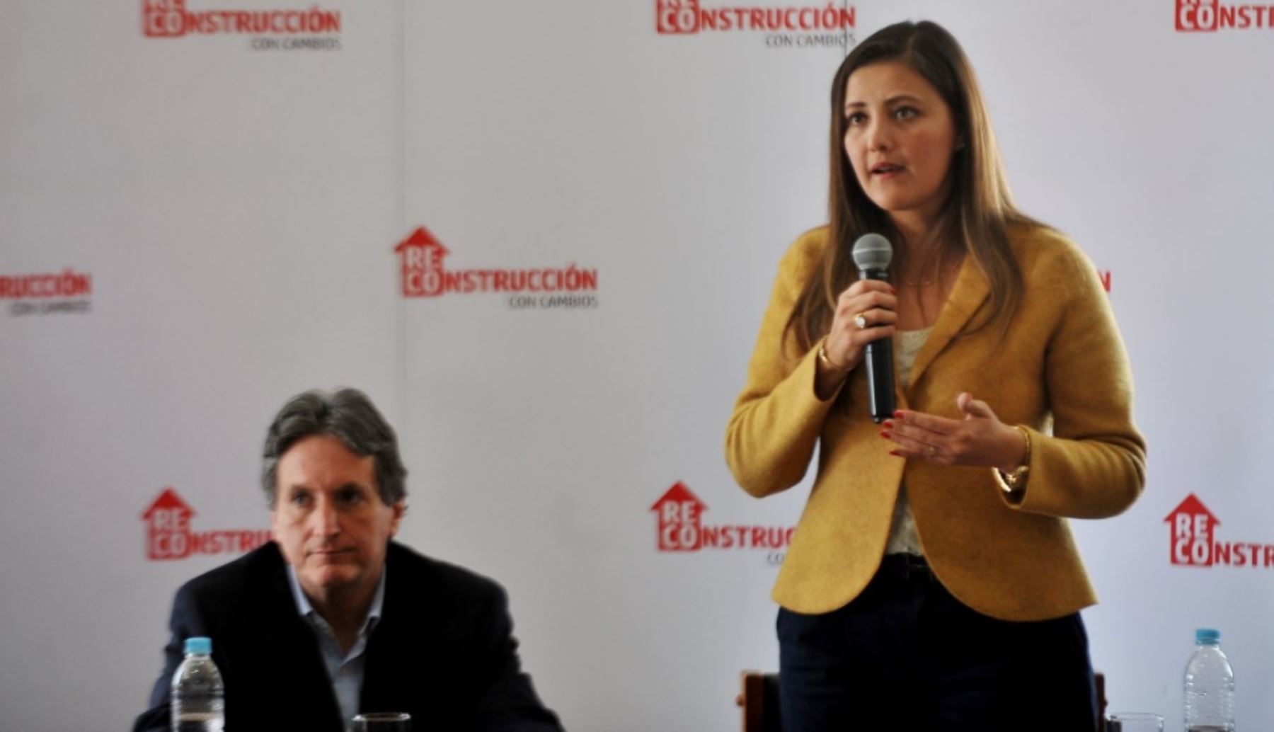La gobernadora regional de Arequipa, Yamila Osorio, informó que presentará a la Autoridad para la Reconstrucción con Cambios, un presupuesto adicional de 250 millones de soles para la ejecución de trabajos de prevención y reconstrucción de las zonas afectadas por El Niño costero.