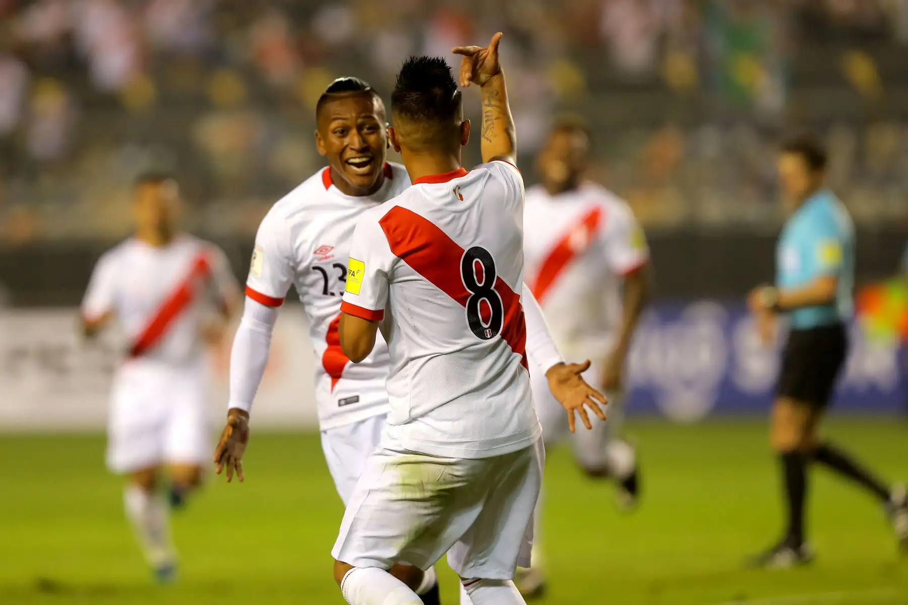 LIMA,PERÚ-AGOSTO 31. Selecciones de Perú y Bolivia se enfrentan en el estadio Monumental por las Eliminatorias al Mundial de Rusia 2018.

Foto: ANDINA/Luis Iparraguirre