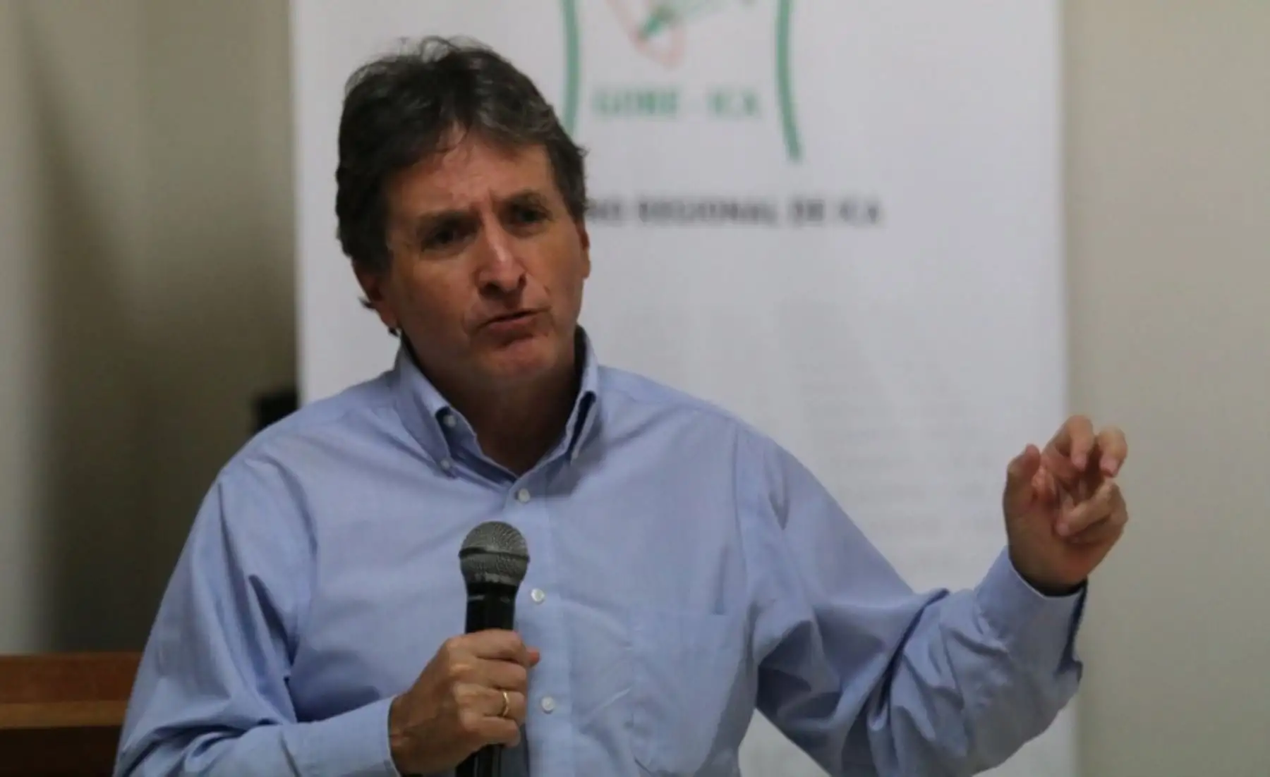 Director ejecutivo de la Autoridad para la Reconstrucción con Cambios, Pablo de la Flor, expone el Plan de Reconstrucción con Cambios para la región Ica.