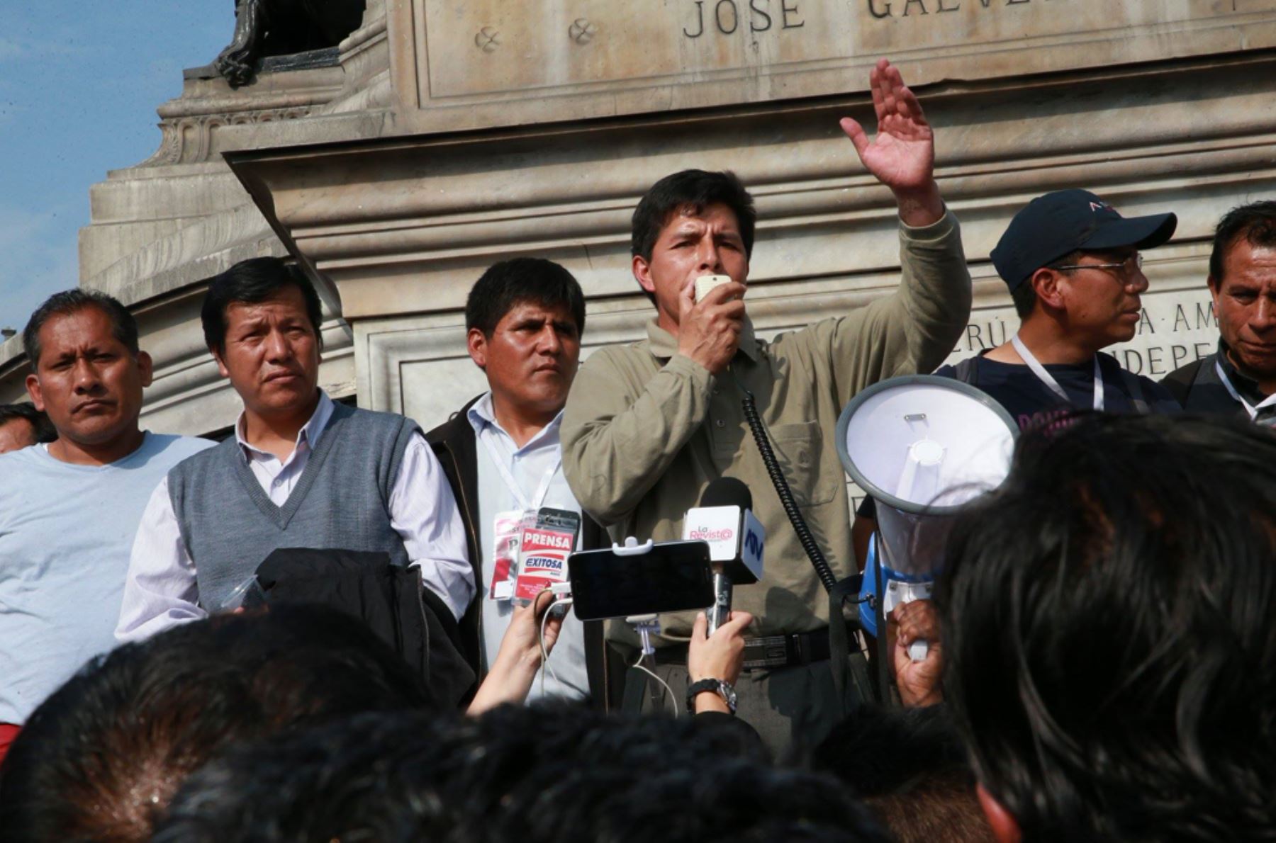 LIMA,PERÚ-SETIEMBRE 02.Dirigente de profesores en huelga, Pedro Castillo, anunció la suspensión temporal de la huelga nacional de docentes.Foto:ANDINA/Dante Zegarra.