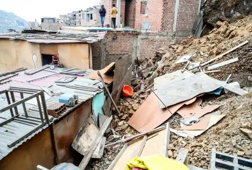 Según experto Cerro 7 de octubre en El Agustino es altamente vulnerable. ANDINA/Vidal Tarqui
