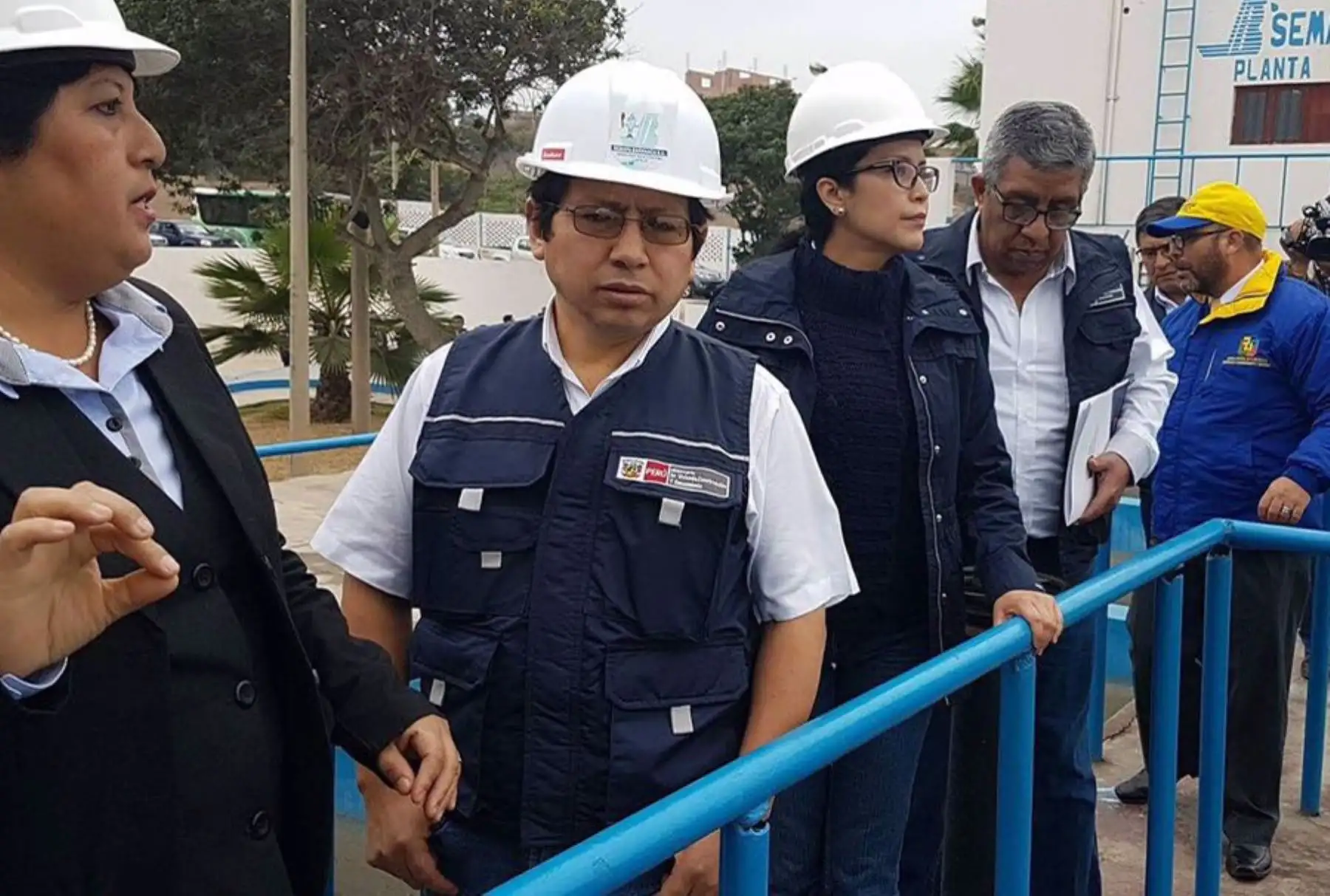 El ministro de Vivienda, Construcción y Saneamiento, Edmer Trujillo Mori, informó hoy que su sector transfirió más de 10 millones de soles para mejorar la gestión de la empresa Servicio Municipal de Agua Potable y Alcantarillado Barranca S.A. (Semapa Barranca).