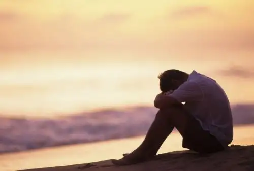 Cada minuto, 33 adolescentes y 22 adultos intentan acabar con su vida.