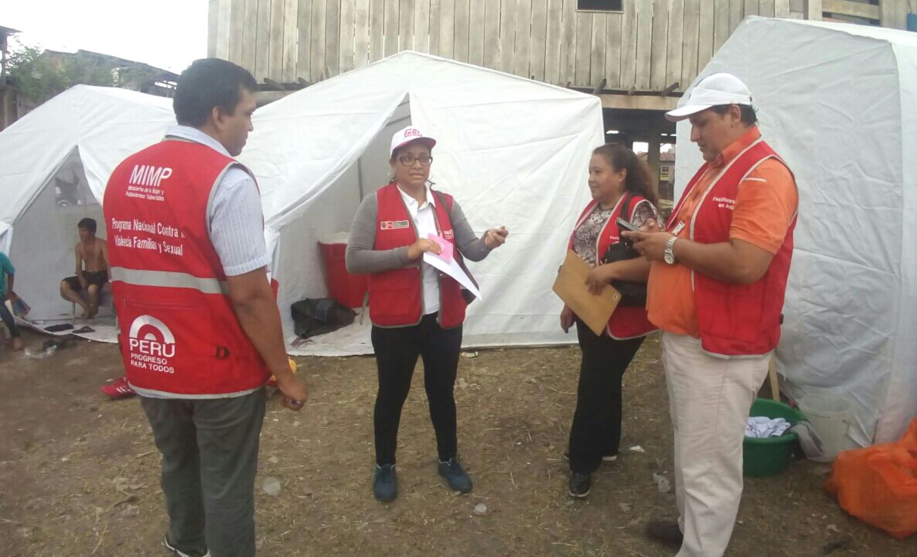 Ministerio de la Mujer brinda soporte psicológico a familias afectadas por el incendio en Iquitos.Foto:  ANDINA/Difusión.