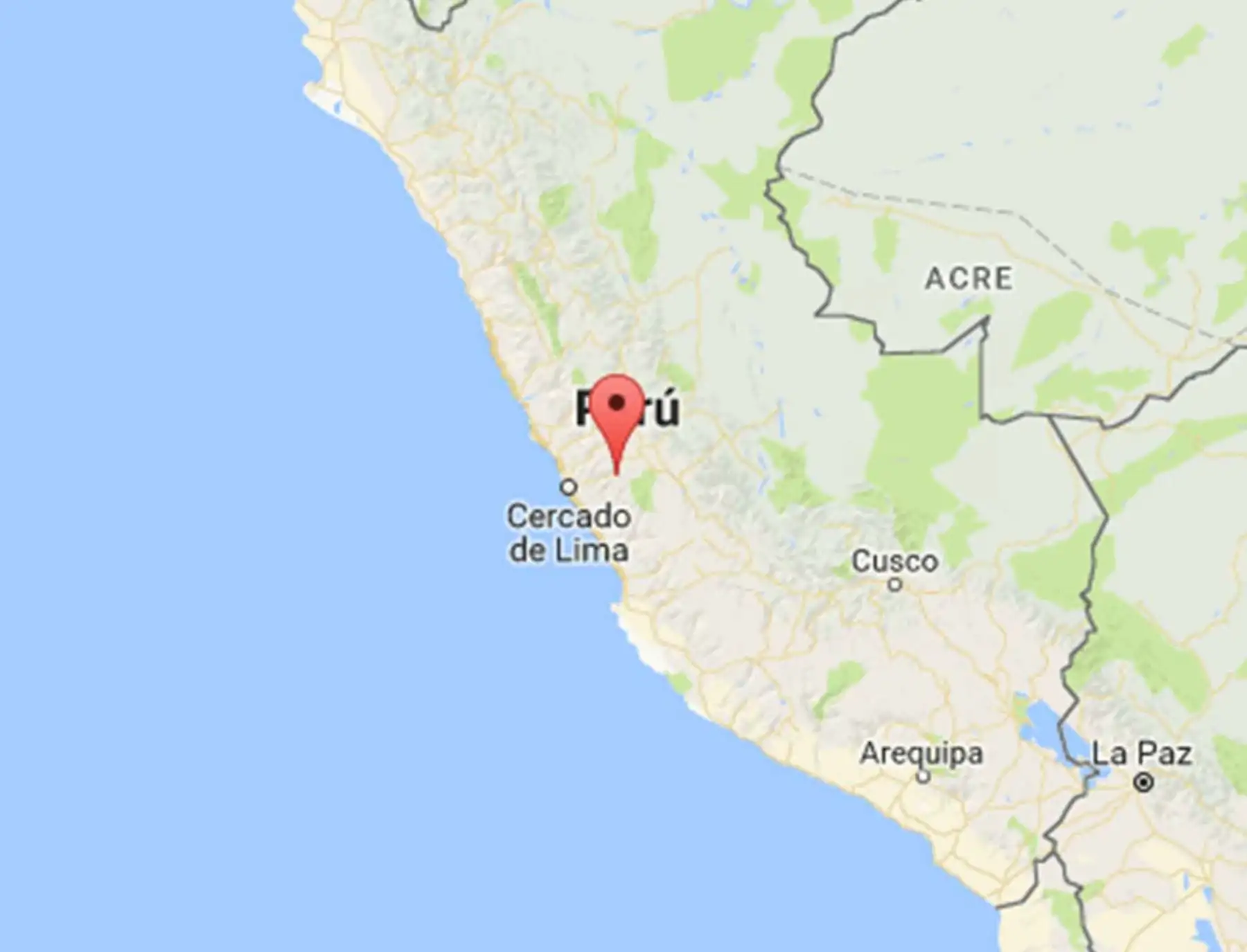 Se cerró el tránsito vehicular en la carretera Central por deslizamientos.