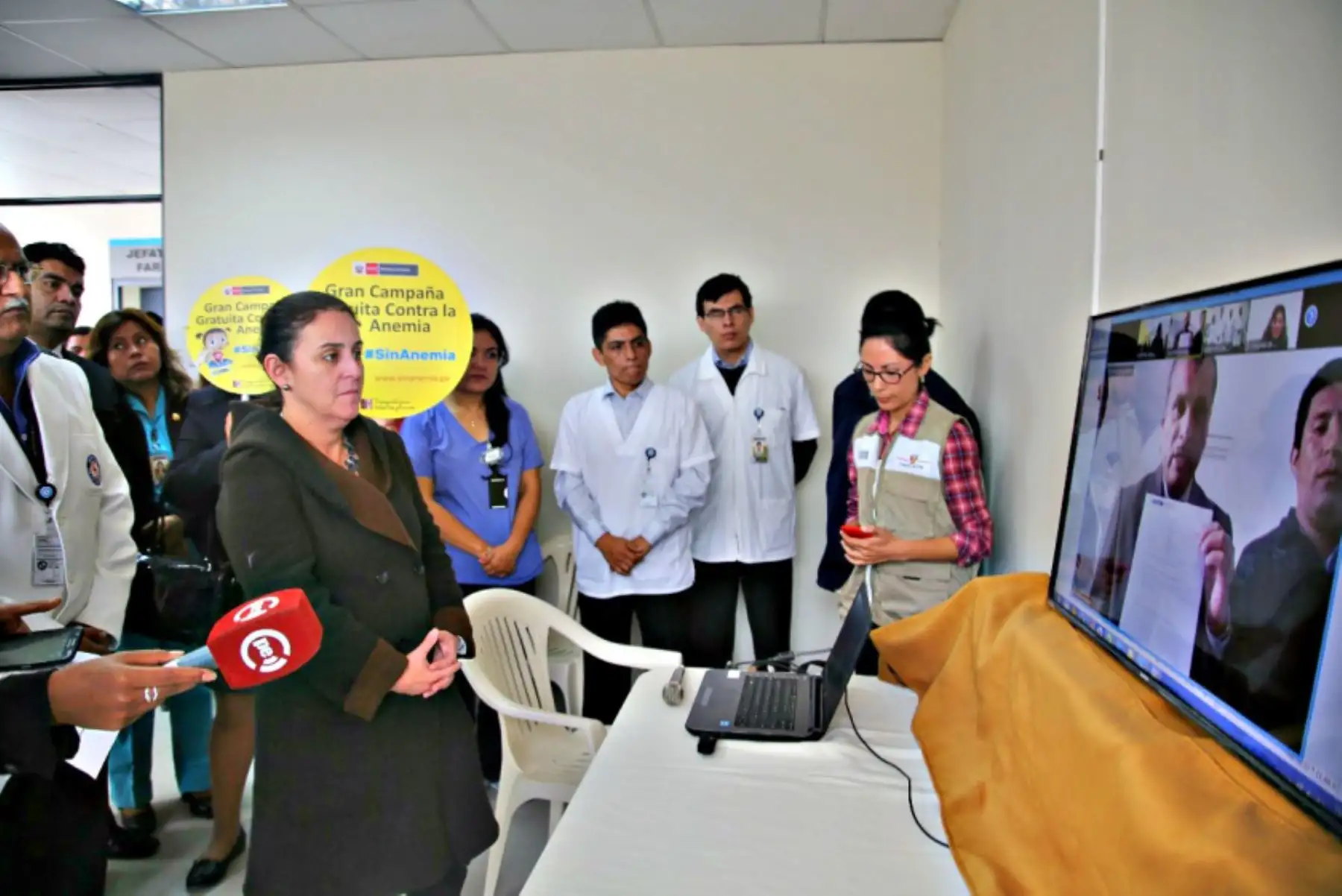 Ministra de Salud inauguró servicio de telemamografía en hospital de SJL. Foto: Difusión.