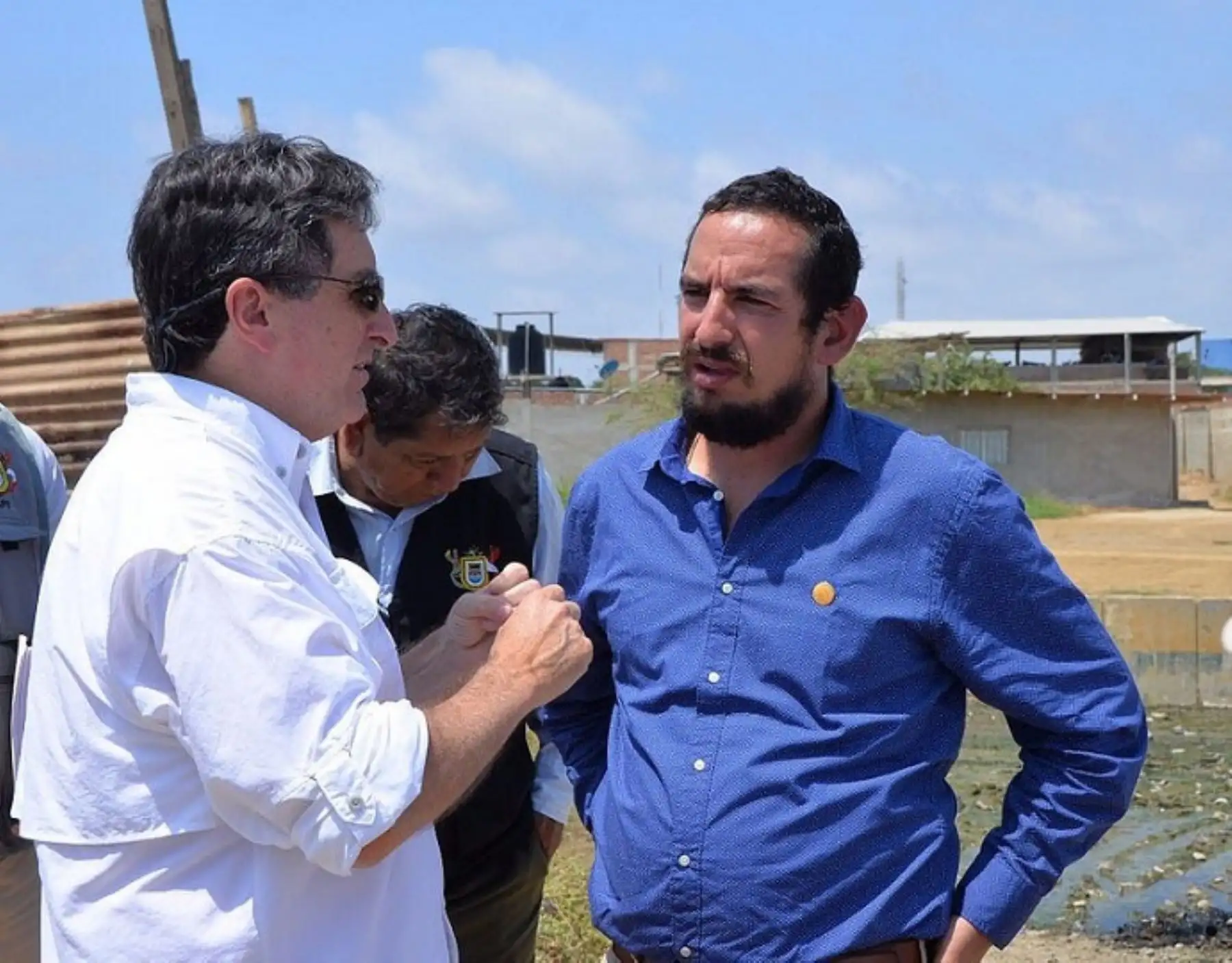 La Autoridad para la Reconstrucción con Cambios presentó, en la región Tumbes, la versión final del Plan Integral de Reconstrucción con Cambios, aprobada por el Consejo de Ministros, donde se comprometen 784 millones de soles para obras de prevención, rehabilitación y reconstrucción de la infraestructura dañada que dejó el fenómeno de El Niño Costero.