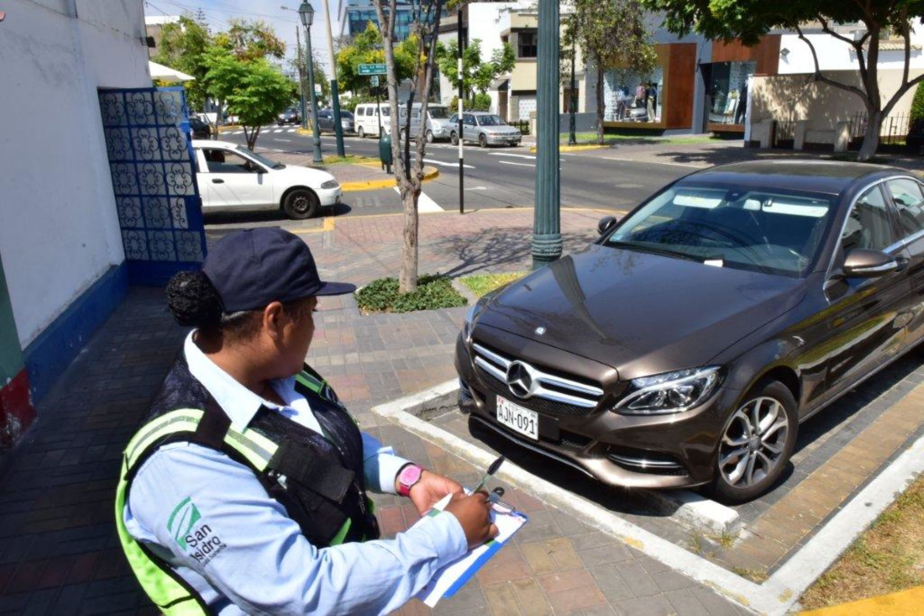 Conductores podrán usar estacionamientos públicos gratuitos en San Isidro. Foto. Andina/Difusión