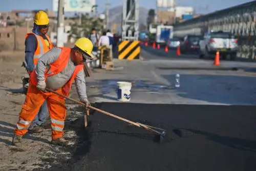 Obras de asfaltado de carreteras.Foto:  ANDINA/Oscar Farje.