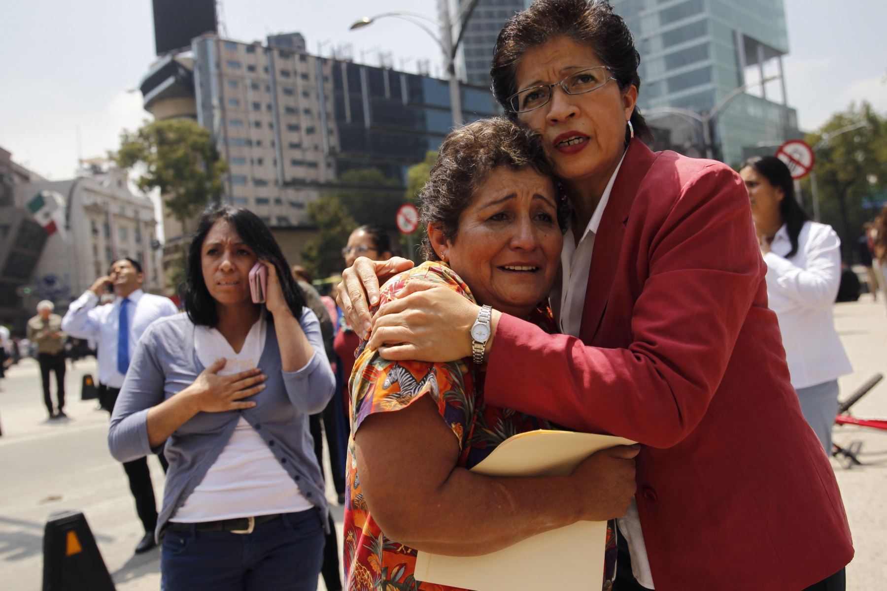 Sismo de 7,1 sacude la Ciudad de México Foto: EFE