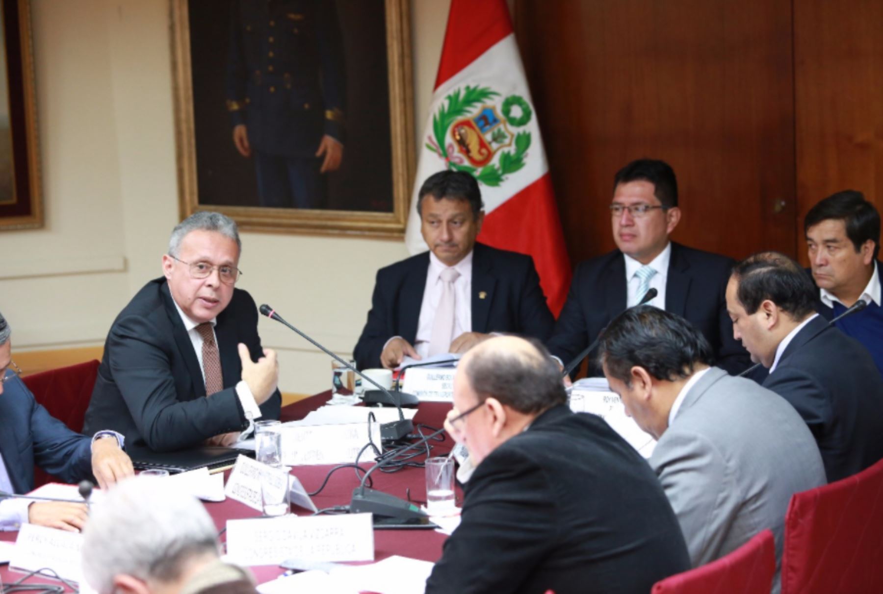 Jefe de la Sutran,Lorenzo Orrego Luna, ante Comisión de Transportes del Congreso de la República. Foto: Difusión.