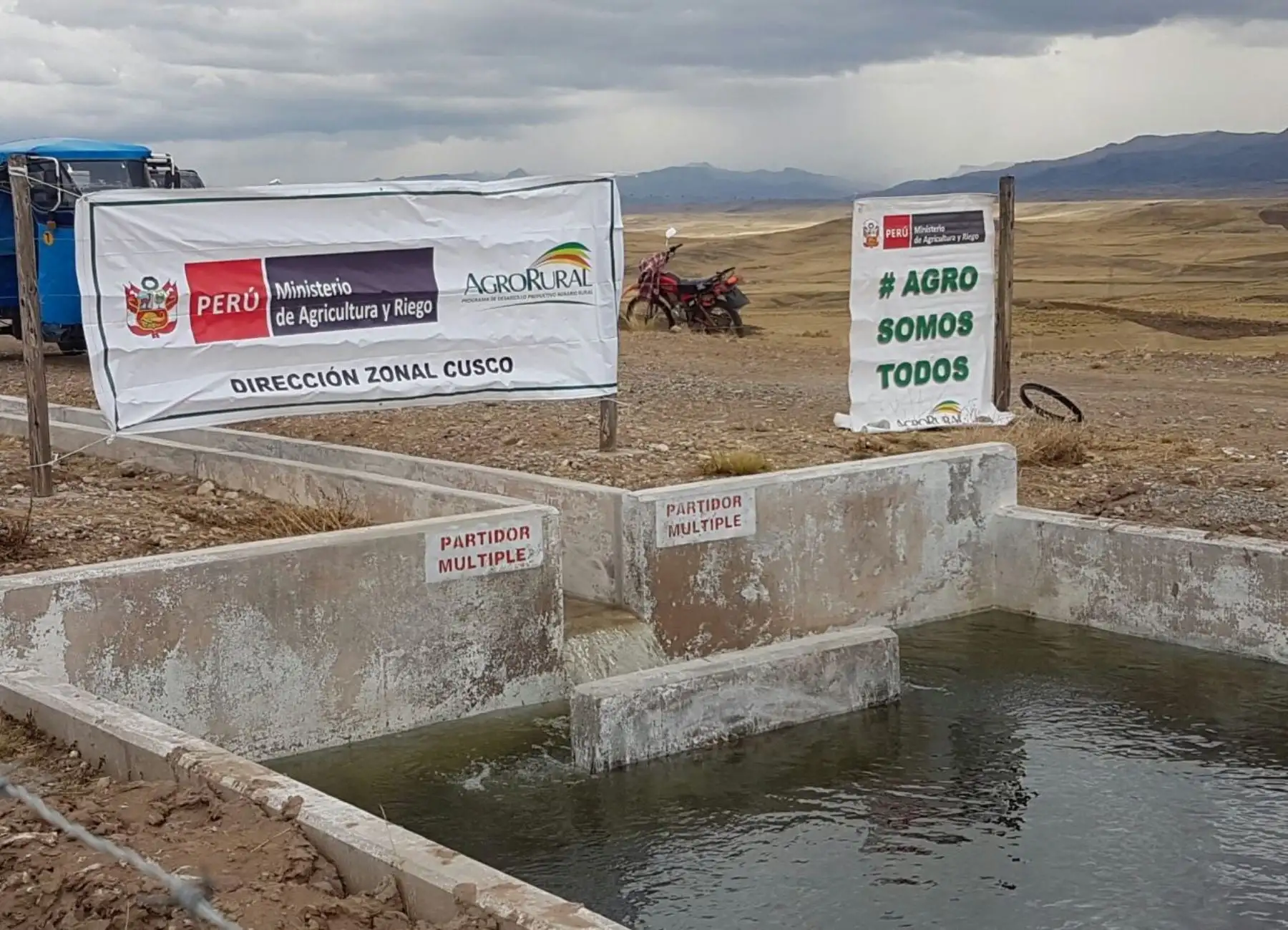 Con obra de riego aseguran agua para cultivos de pasto en zona altoandina de Cusco. ANDINA/Difusión
