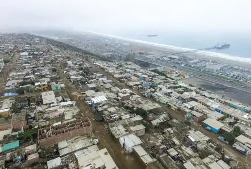 Lomo de Corvina, asentamiento humano de Villa El Salvador.