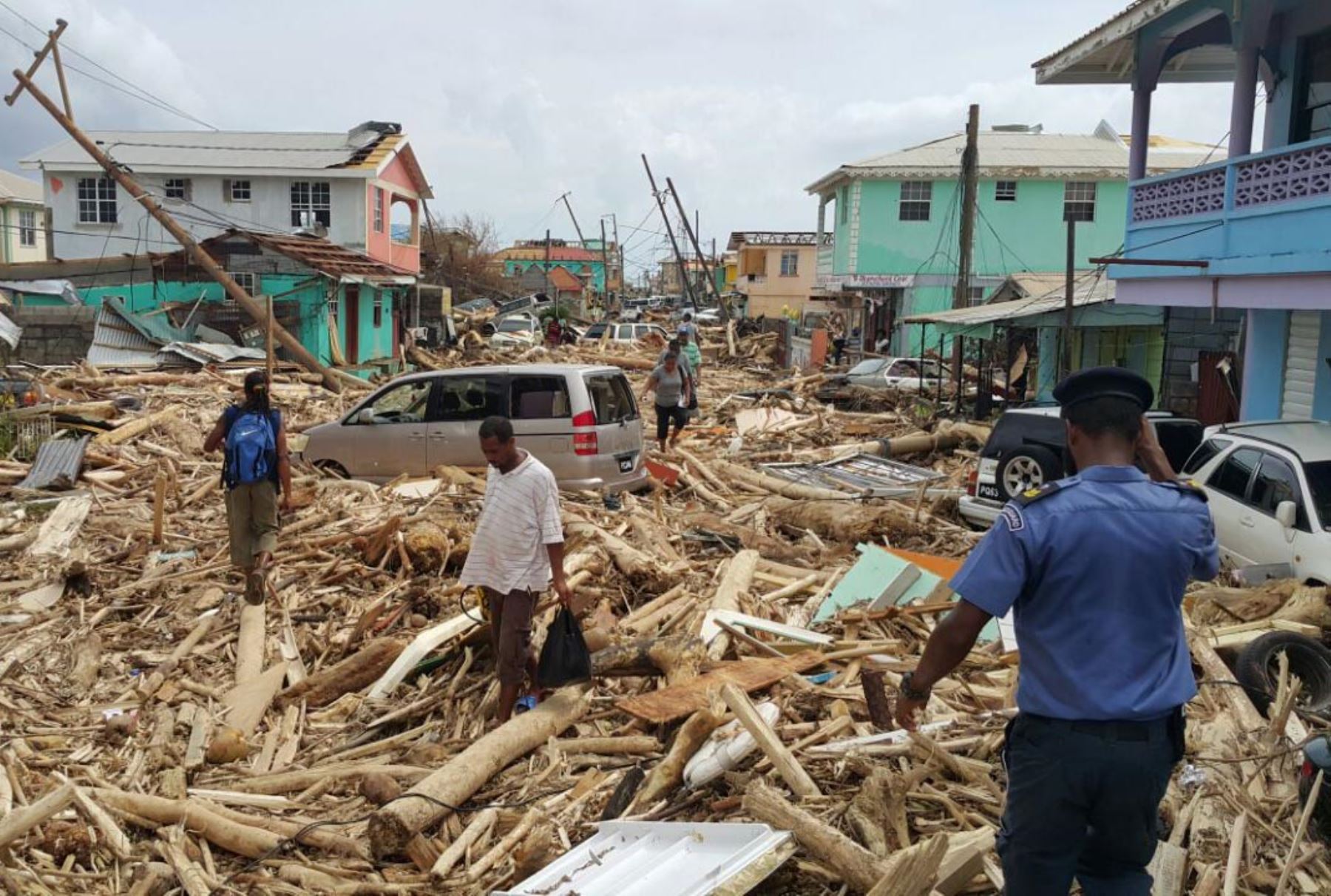 Daños causados por el huracán María en Roseau, Dominica. Foto: AFP