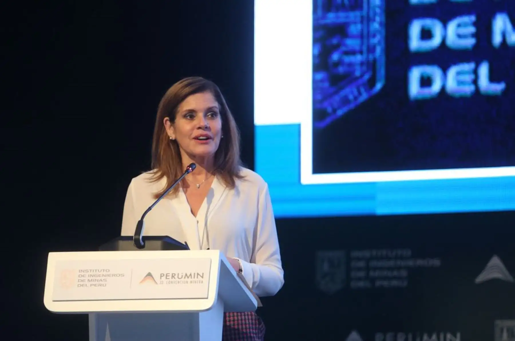 Jefa del Gabinete Ministerial, Mercedes Aráoz, clausuró 33 Perumin-Convención Minera.