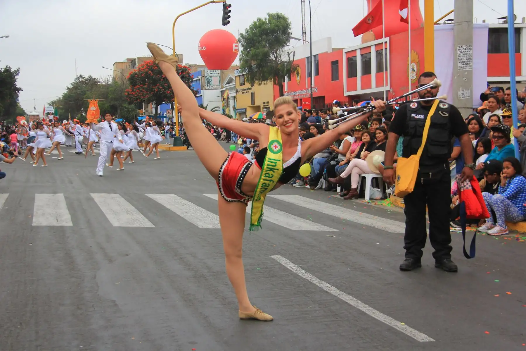 Con Gran Corso culminó el Festival de la Primavera en Trujillo. ANDINA/Luis Puell