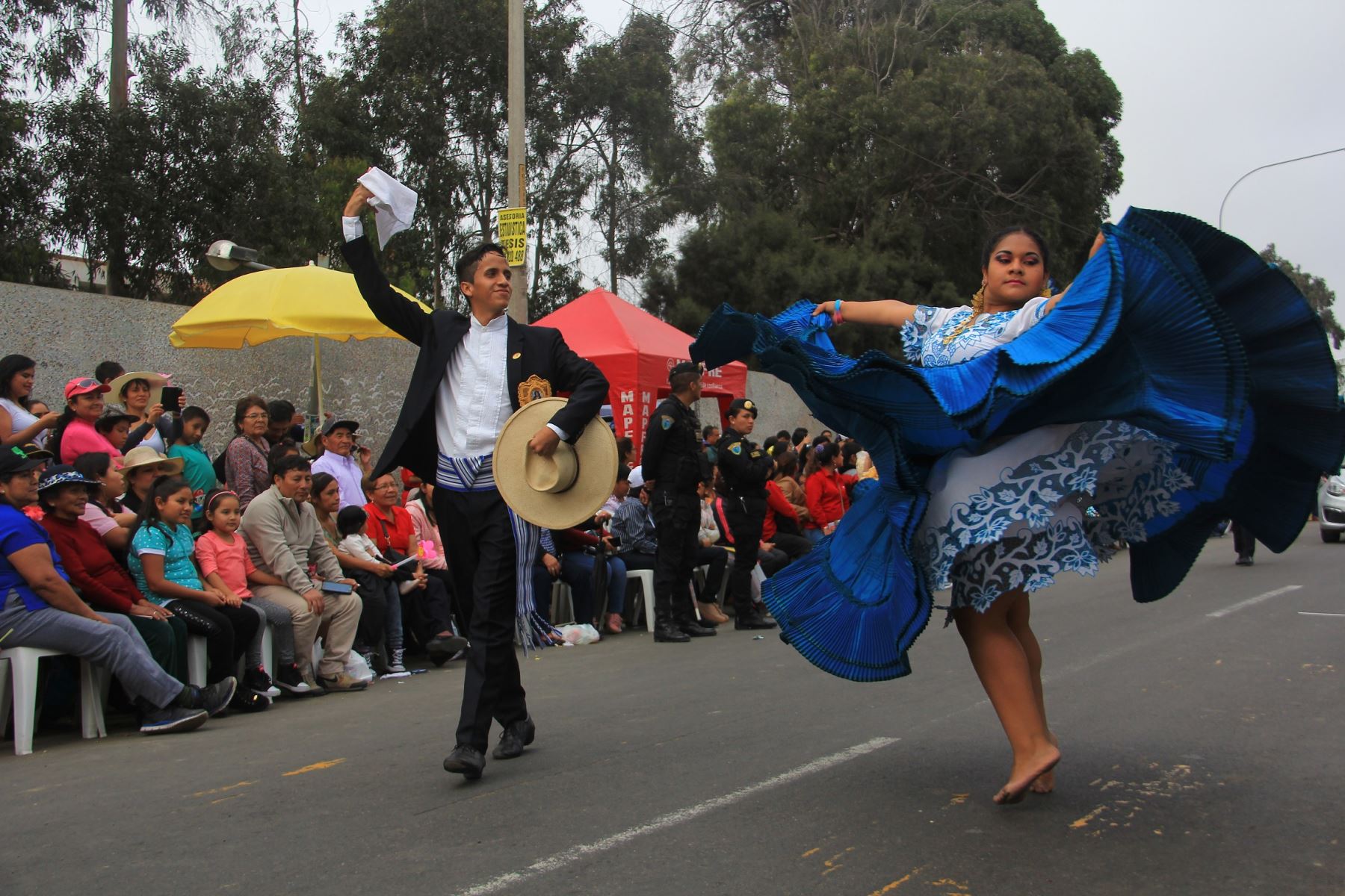 Con Gran Corso culminó el Festival de la Primavera en Trujillo. ANDINA/Luis Puell