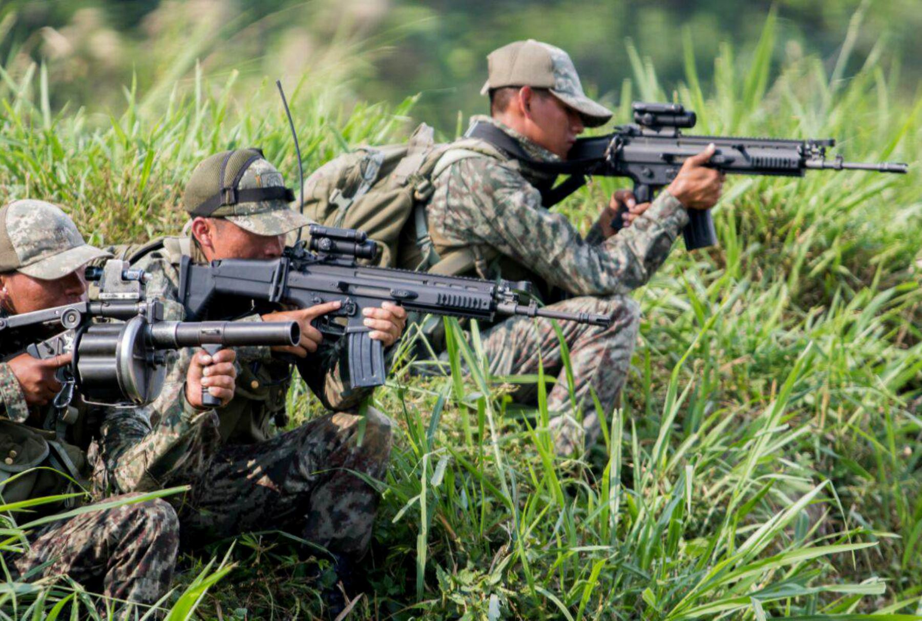Comandos de las FFAA se preparan para enfrentar a narcotraficantes. Foto: Cortesía/ Gustavo Sanchez