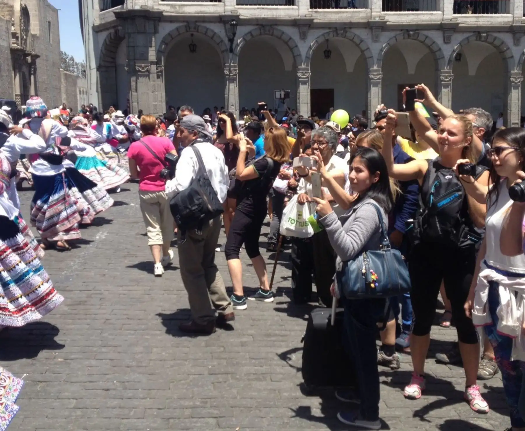 En región Arequipa turistas se concentran en el Centro Histórico o el Valle del Colca.  ANDINA