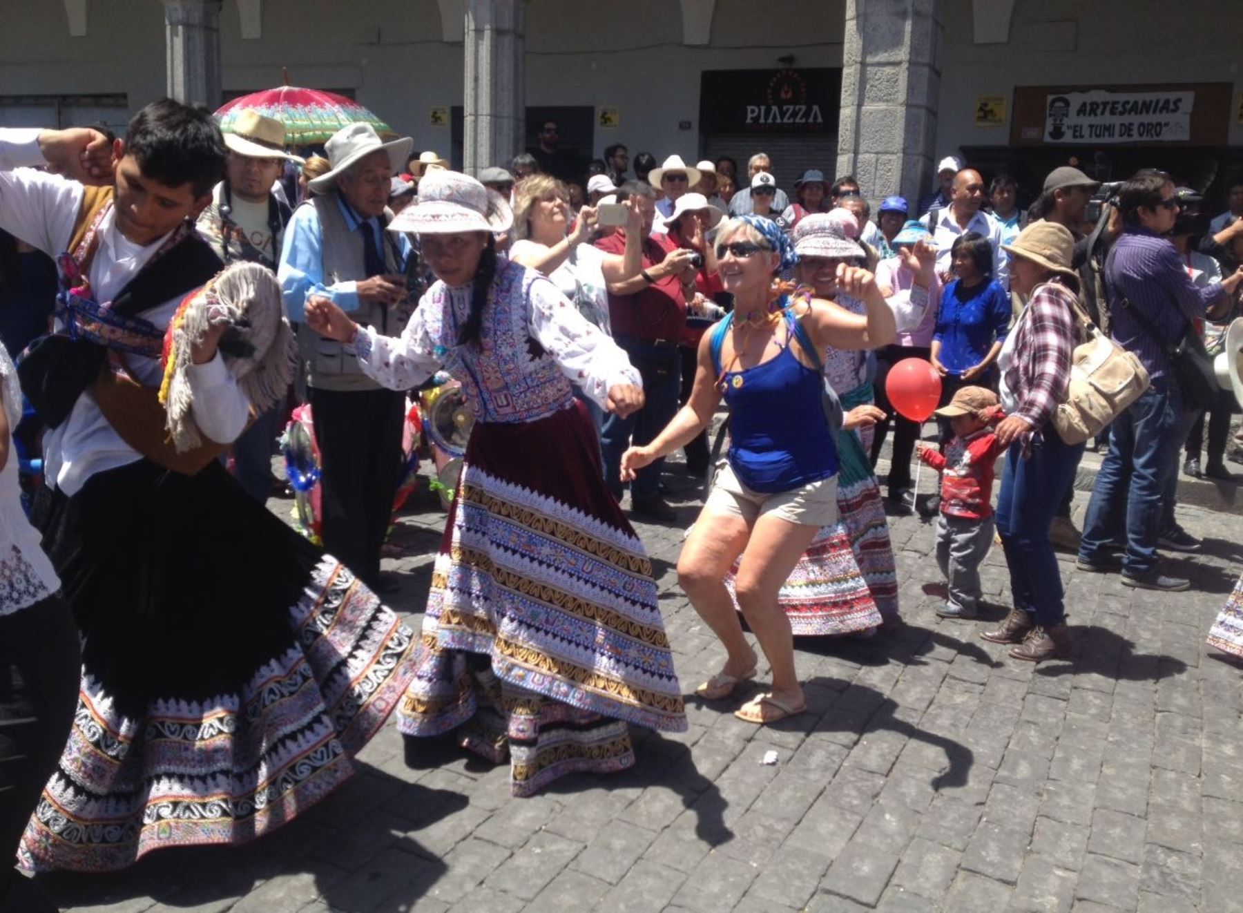 Arequipa recibió más de 35,000 turistas durante semana de aniversario. ANDINA