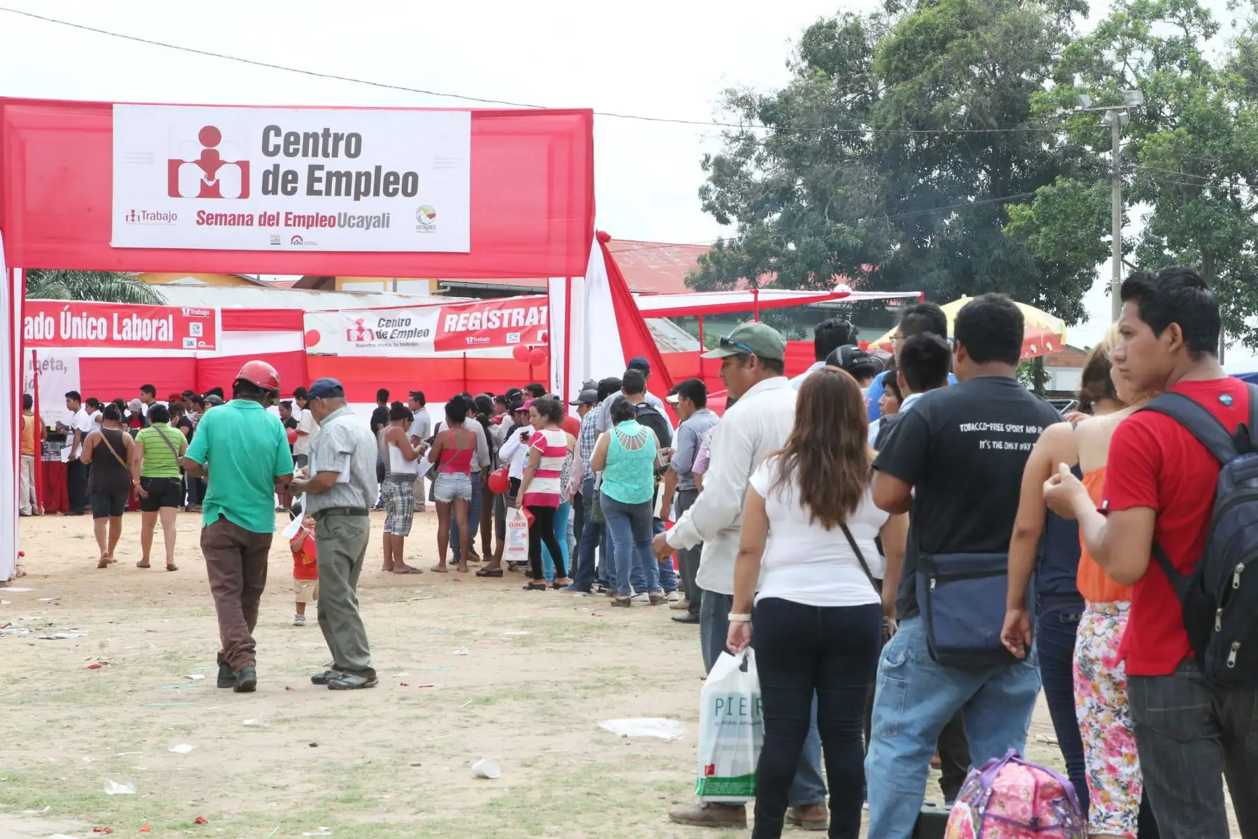 Más de 600 puestos de trabajo formal se ofrecen en feria laboral en Ucayali.