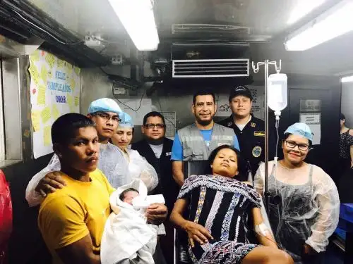 Bebé nace a bordo de la PIAS Río Napo.