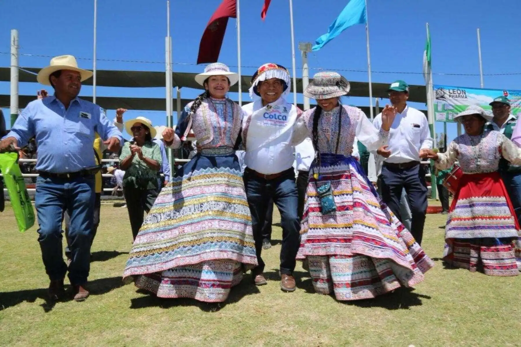 Ministro de Agricultura, José Hernández, clausuró Expo Majes 2017