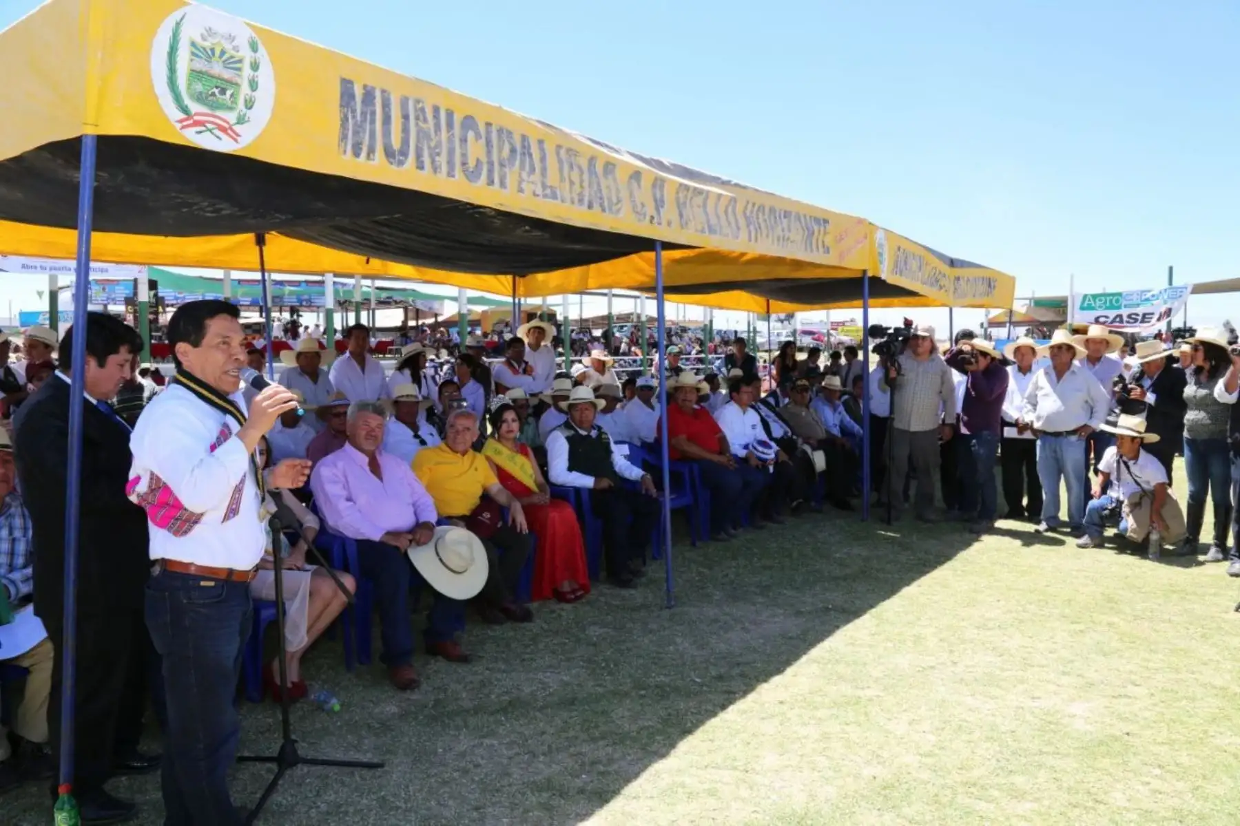 Ministro de Agricultura, José Hernández, realizó visita de trabajo en Arequipa.