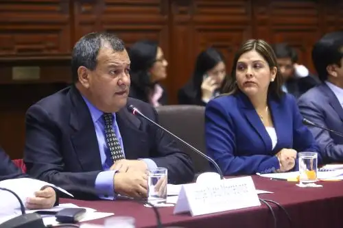 Ministro Jorge Nieto sustentó presupuesto para el 2018 en el Congreso.
