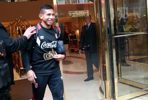 Selección Peruana sale del Hotel Los Delfines, rumbo a la Videna para su entrenamiento. Foto: ANDINA/Norman Córdova