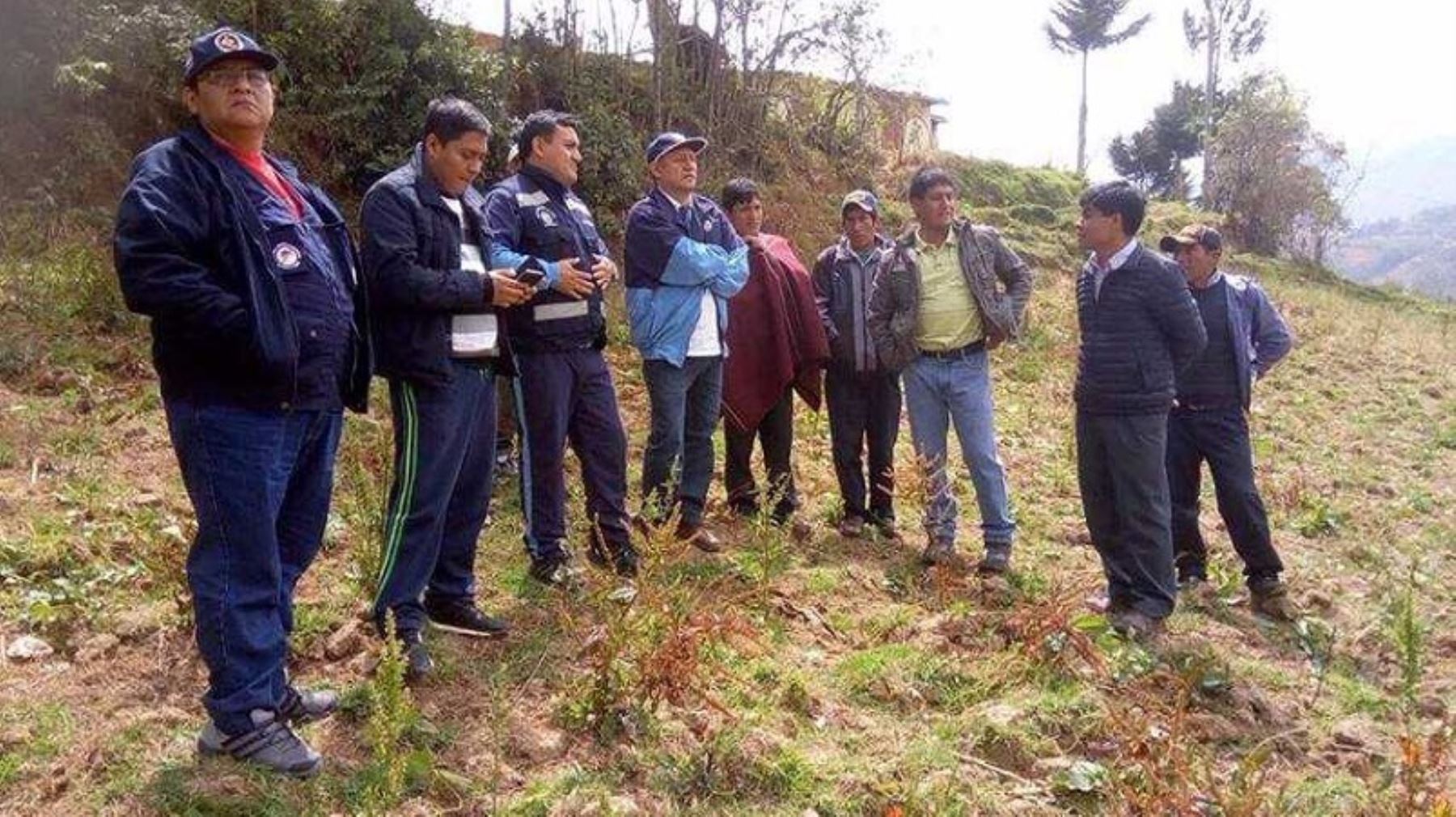 Autoridades de la Gerencia Regional de Salud de Lambayeque y del municipio del distrito de Cañaris inspeccionaron los terrenos donde se construirán los establecimientos de salud para brindar atención a pobladores de esta localidad alejada de la región Lambayeque.