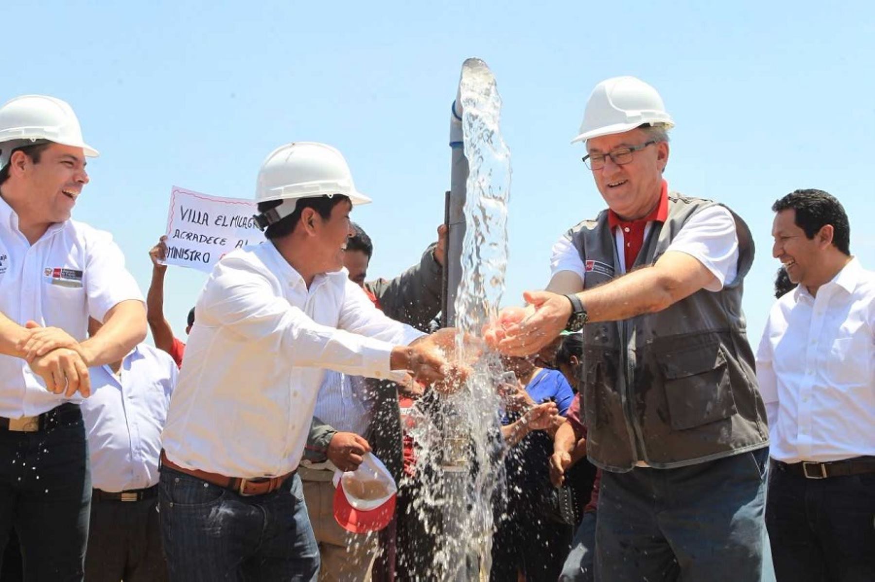 Más de 2.5 millones de soles invirtió el Ministerio de Trabajo y Promoción del Empleo (MTPE), a través de su programa Trabaja Perú para generar 1,688 empleos temporales en Lambayeque durante la actual gestión gubernamental.