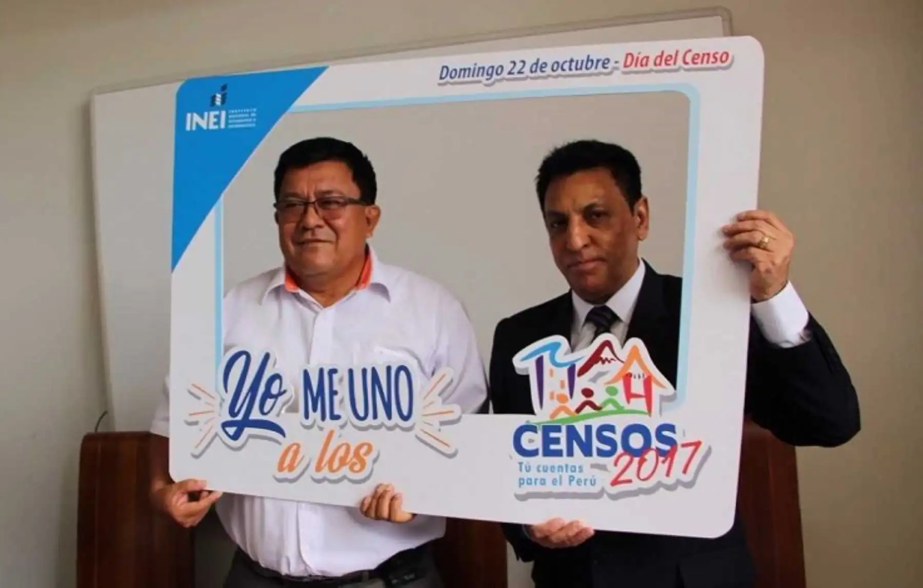 El gobierno regional de San Martín y el Instituto Nacional de Estadística e Informática (INEI) suscribieron un convenio de cooperación institucional para trabajar en las labores preparatorias y ejecución de los Censos Nacionales 2017: XII de Población, VII de Vivienda y III de Comunidades Indígenas 2017, que se realizarán el próximo domingo 22 de octubre.