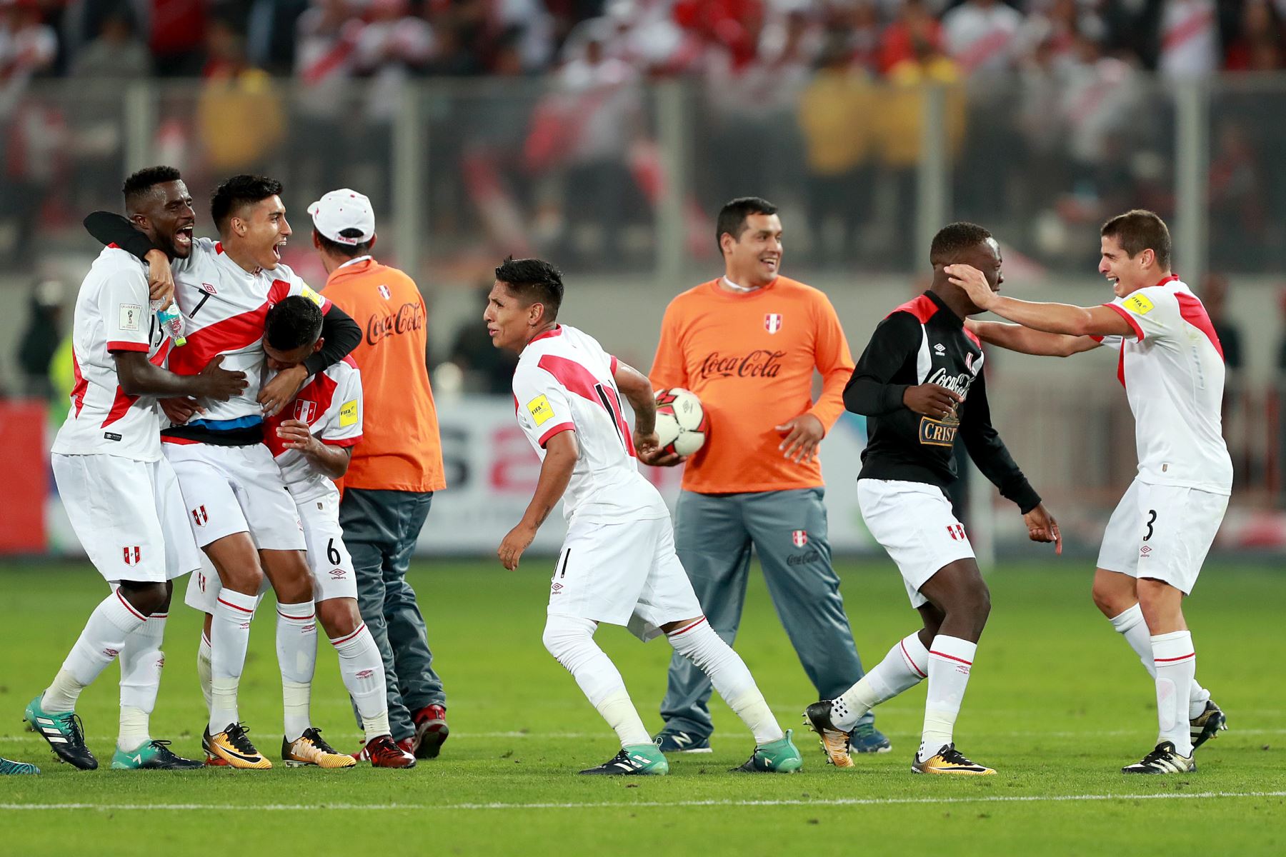 10/10/2017   LIMA,PERÚ- OCTUBRE 10. La Selección Peruana de Fútbol se enfrenta a su similar de Colombia por las eliminatorias sudamericanas a la Copa Mundial de la FIFA Rusia 2018. Foto: ANDINA/Carlos Lezama