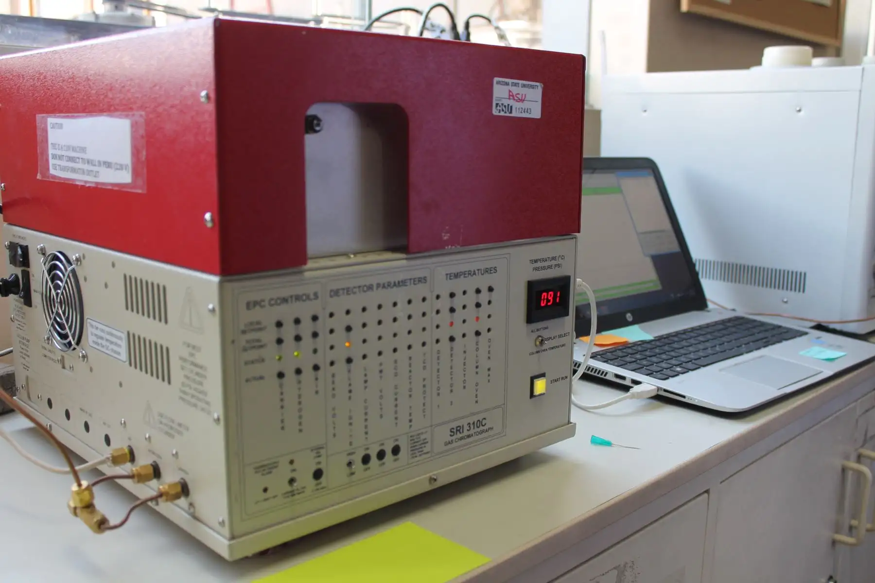 Equipo cromatógrafo de la NASA. Foto: Cortesía/Universidad Católica San Pablo de Arequipa