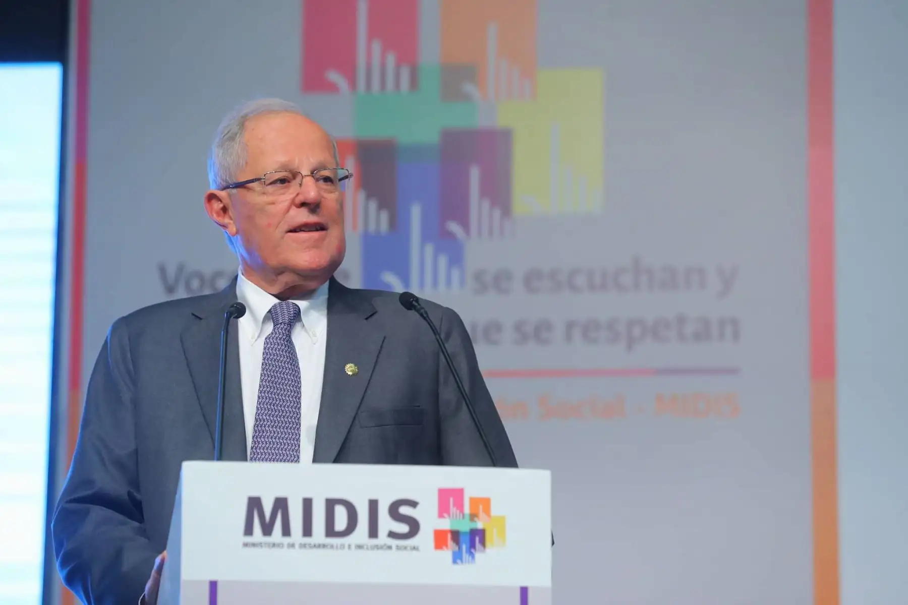El Presidente Pedro Pablo Kuczynski, la presidenta del Consejo de Ministros, Mercedes Aráoz y la ministra Desarrollo e Inclusión Social, Fiorella Molinelli, inauguran La VI Semana de la Inclusión Social denominada “Voces que se escuchan y compromisos que se respetan”. Foto: ANDINA/Prensa Presidencia