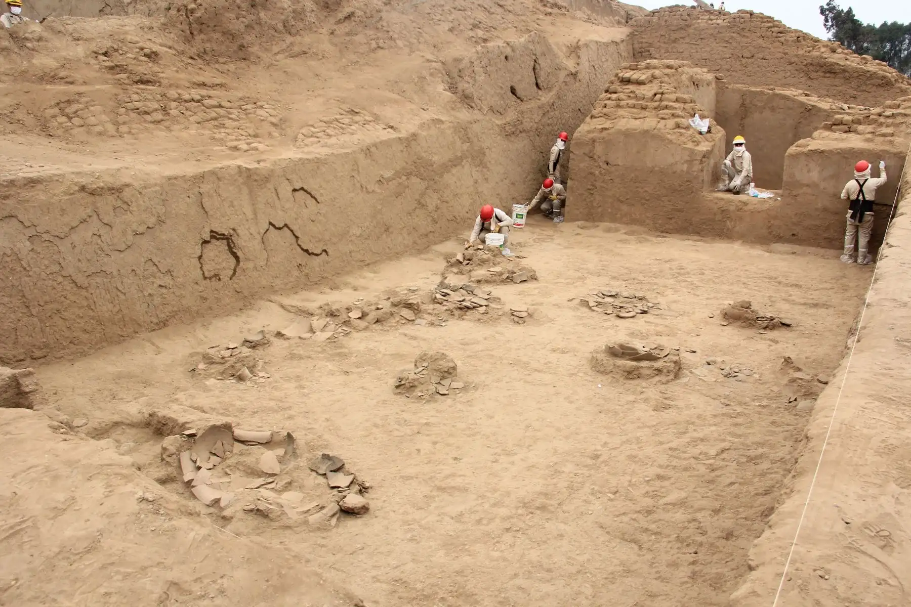 Hallazgo en conjunto amurallado Utzh An, en Chan Chan, evidencia reocupación chimú-inca, afirman investigadores. ANDINA/Luis Puell