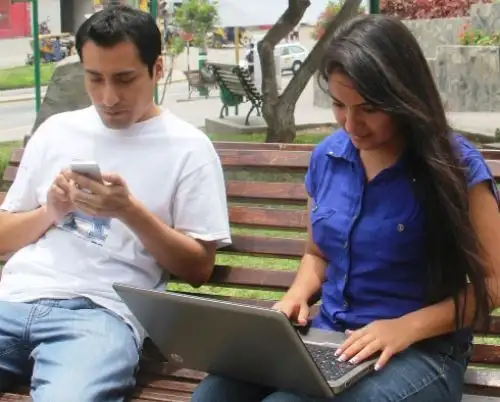 Internet gratis en universidades públicas.