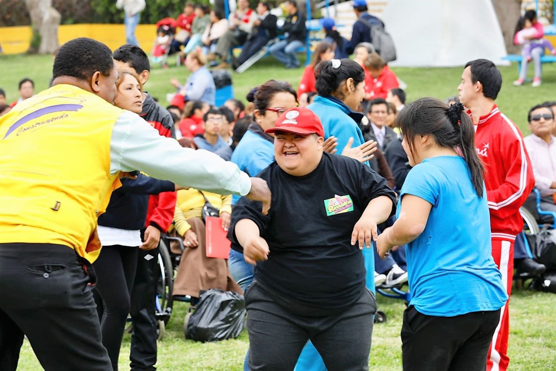 Menores con discapacidad mostraron destrezas artísticas en Parque de las Leyendas. Foto: ANDINA/Difusión.