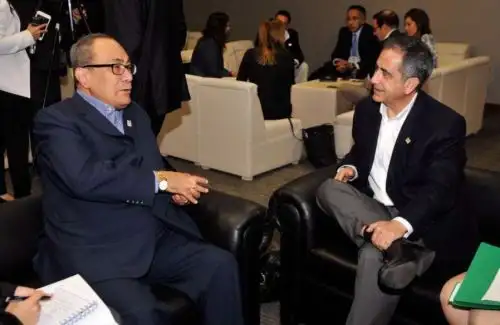 Reunión del ministro de Educación, Idel Vexler,  con el titular de la Secretaría de Educación Superior, Ciencia, Tecnología e Innovación (Senescyt) de Ecuador, Augusto Barrera Guarderas, efectuada en el marco del XI Gabinete Binacional, realizado en la ciudad de Trujillo.