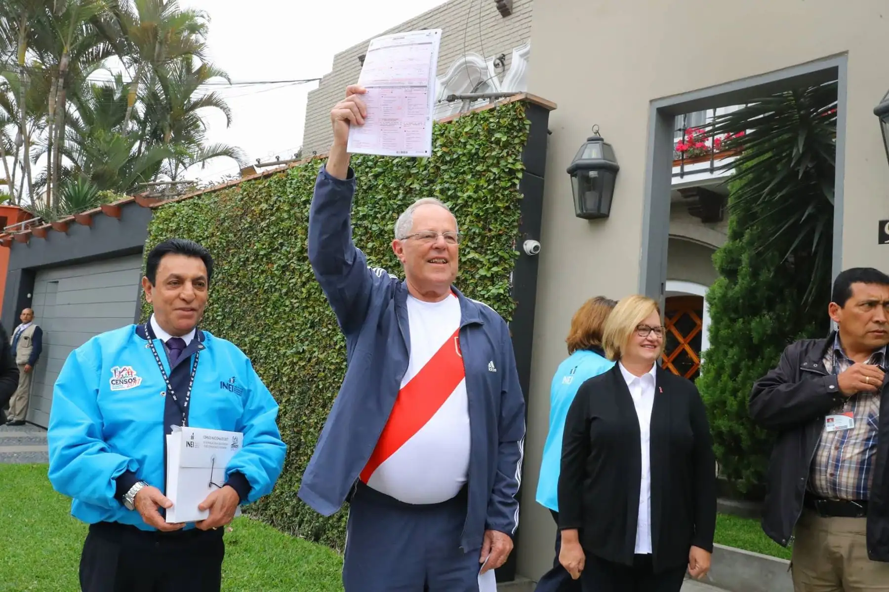 LIMA PERÚ-OCTUBRE 22. Presidente de la República, Pedro Pablo Kuczynski, participa del Censo Nacional 2017. Foto: ANDINA/ Prensa Presidencia