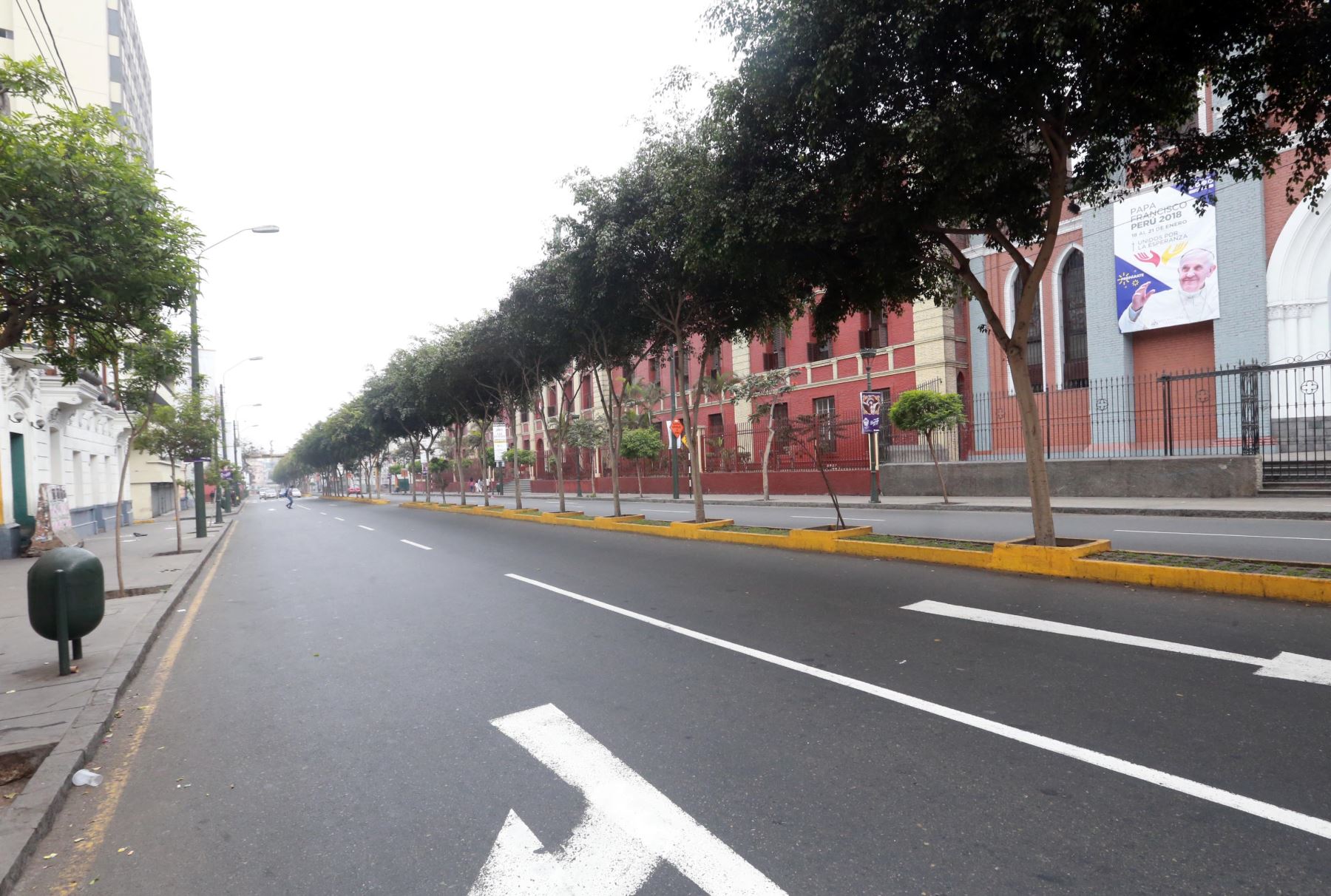 LIMA PERÚ, OCTUBRE 22. Calles vacías  durante  el Censo Nacional 2017. .Foto: ANDINA/Jhony Laurente