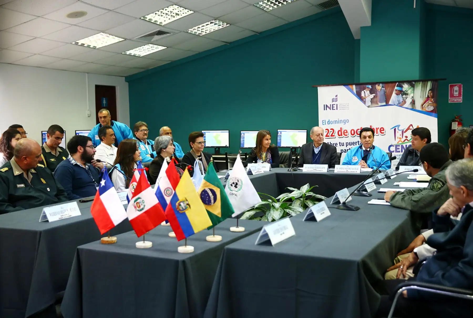 LIMA PERÚ, OCTUBRE 22. Jefe del INEI, Anibal Sanchez ofrece conferencia de prensa en el marco del  Censo Nacional 2017.   Foto: ANDINA/Melina Mejía