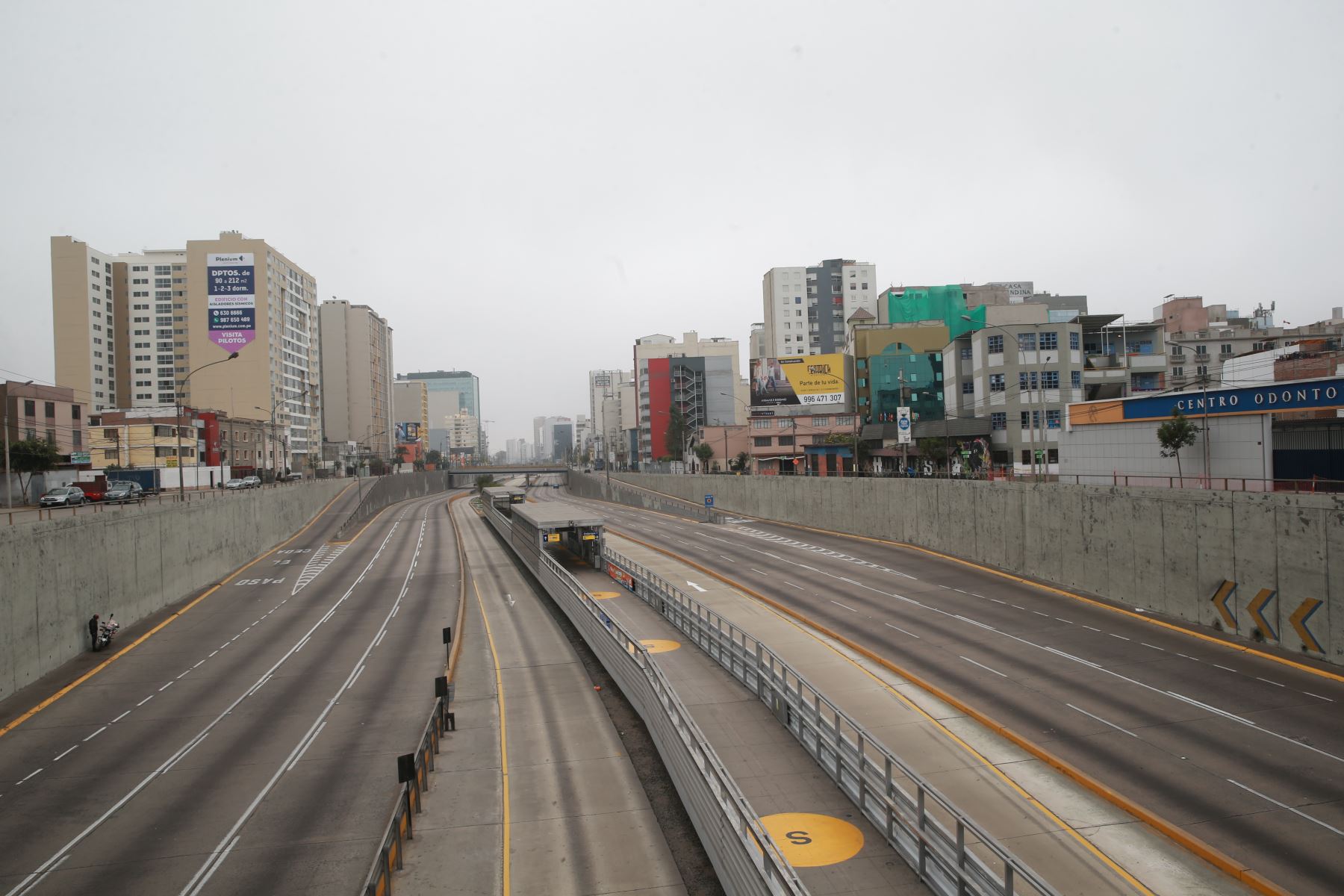 LIMA PERÚ, OCTUBRE 22. Calles y Avenidas vacías durante  el Censo Nacional 2017.   Foto: ANDINA/Dante Zegarra