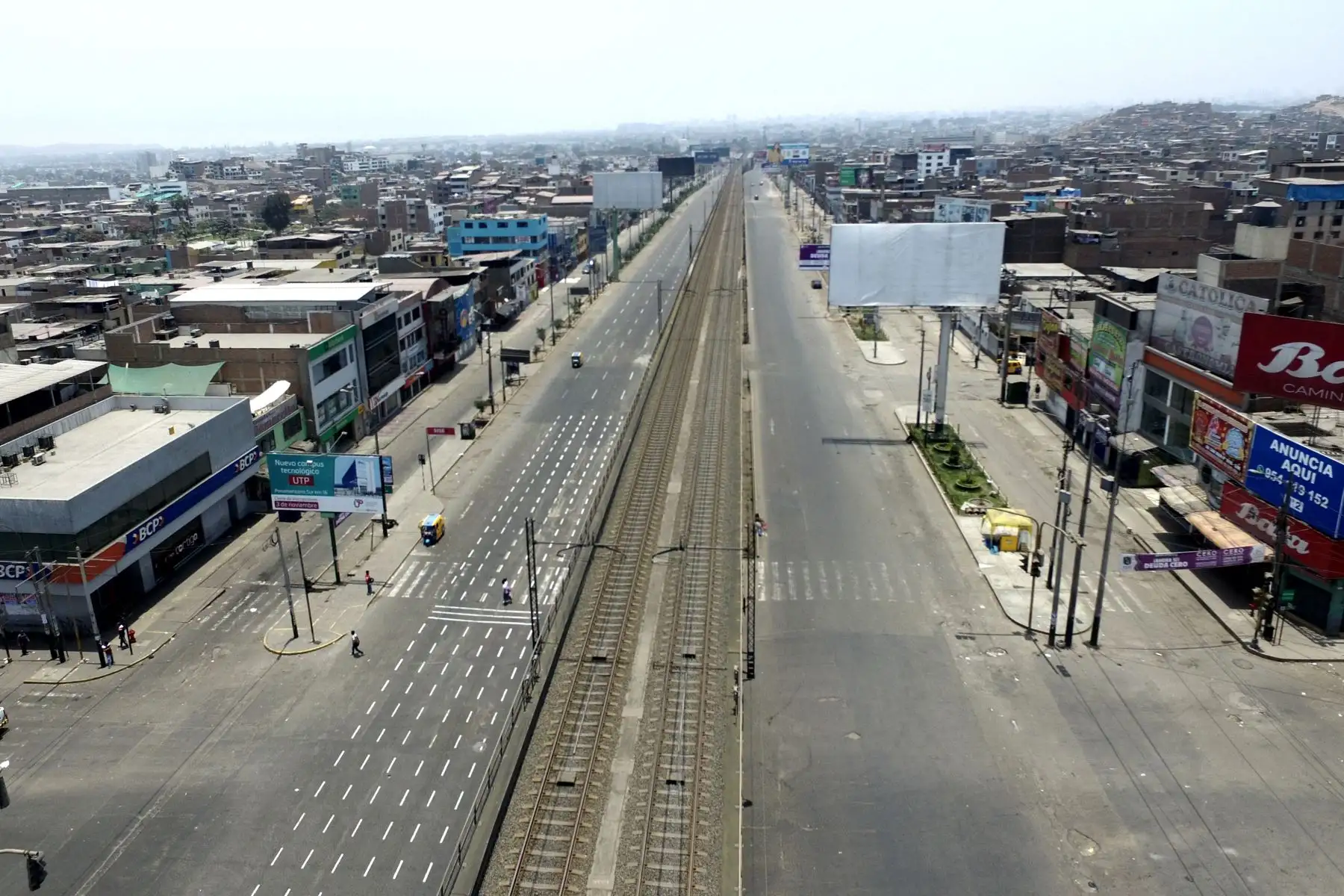 LIMA,PERÚ-OCTUBRE 22.Vista de calles vacias  en el cruce Av. San Juan con Av. Los Heroes en SJM por Censo 2017.Foto: ANDINA/archivo