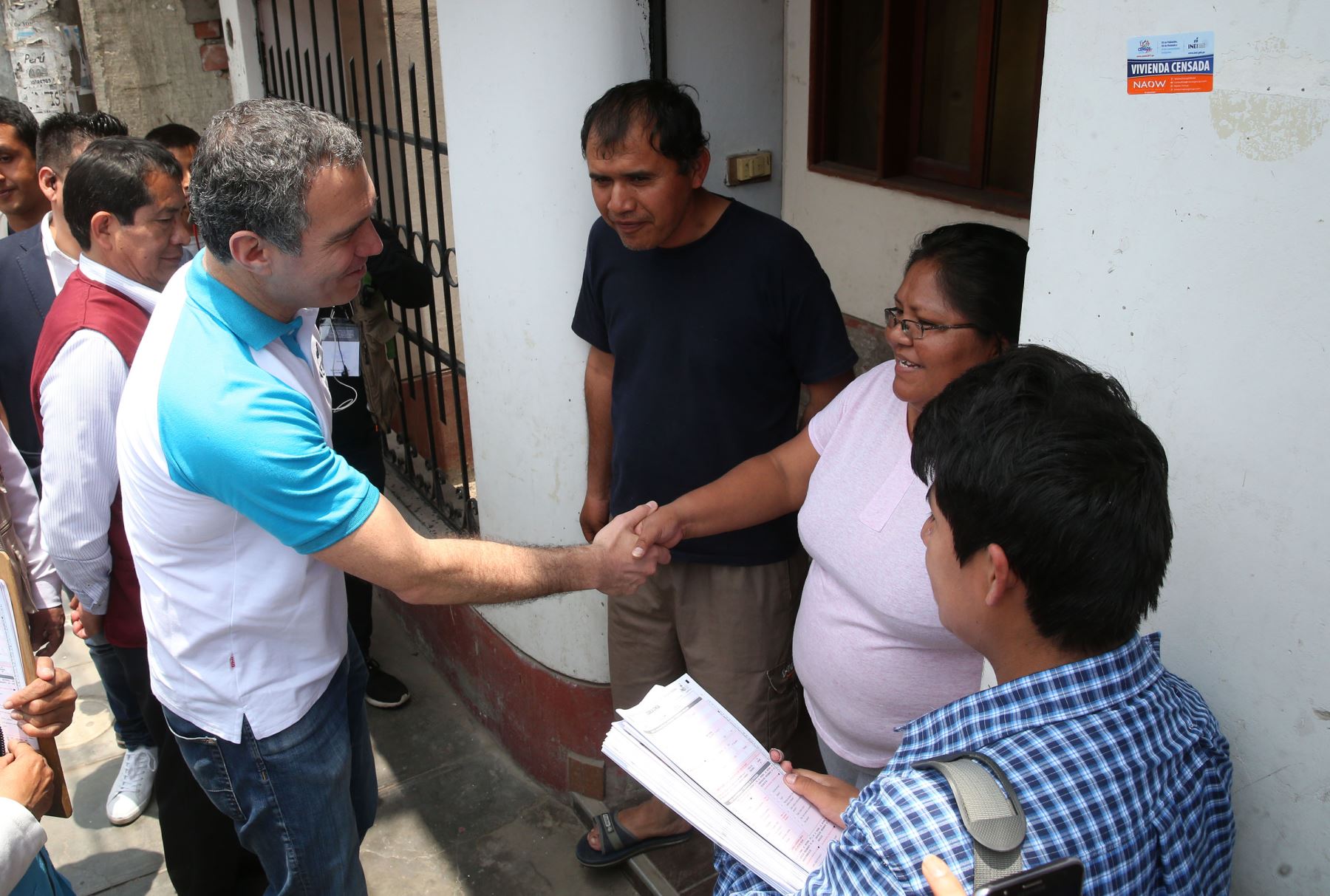 Salvador del Solar Ministro de Cultura supervisa en San Juan de Lurigancho durante el Censo Nacional 2017.Foto: ANDINA/ Vidal Tarqui