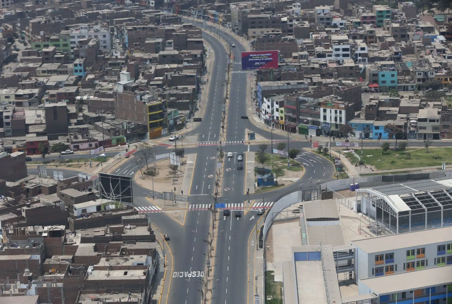 LIMA PERÚ, OCTUBRE 22. Vistas panoramicas de calles y plazas vacías de Lima durante el Censo Nacional 2017. Foto: ANDINA/ Jhony Laurente