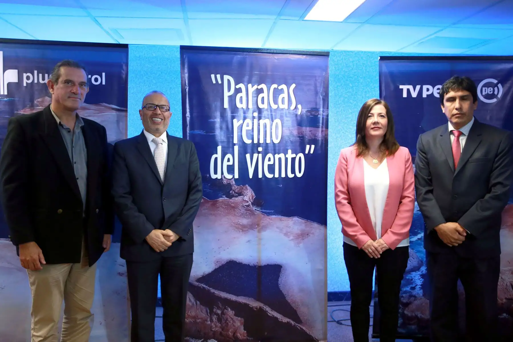 Yuri Hooker, Director del documental-Hugo Coya Honores, Presidente Ejecutivo del IRTP-Mónica Gálvez Lozano, Gerente de Comunicaciones Externas de Pluspetrol-Ing. Jose Carlos Nieto, Director de Gestión del SERNANP.  ANDINA/Dante Zegarra